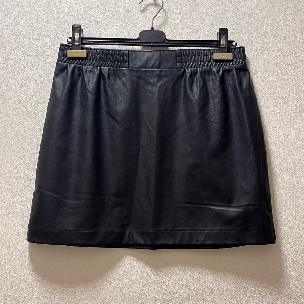 Ci Sono Trendy Edgy Glam Y2 Faux Leather Mini Skirt, Elastic Waist, Sz L, Black